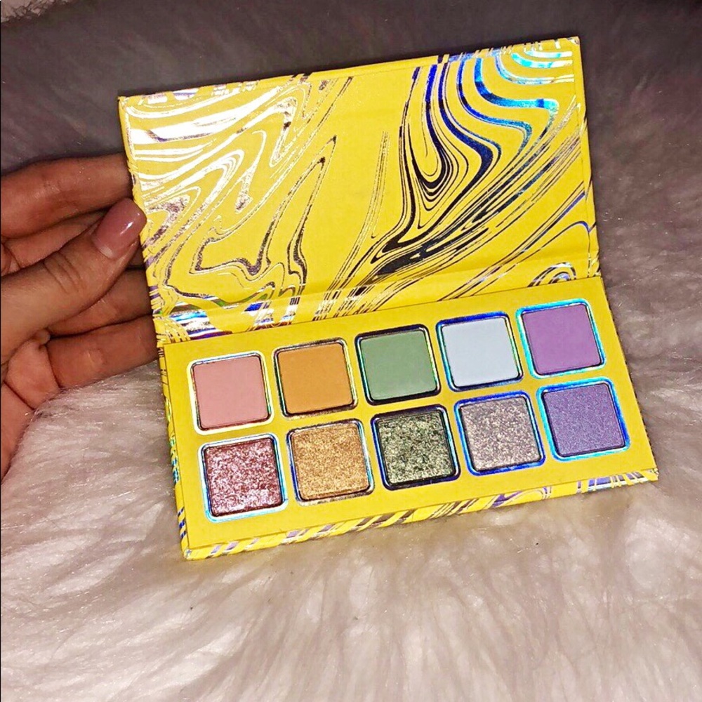 Calm Before the Storm Eyeshadow Palette